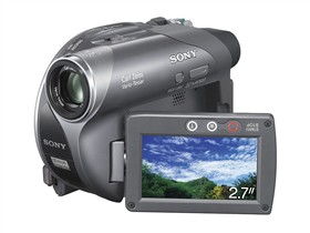 索尼DCR-DVD705E廣州行情速報(bào) 便攜DVD攝錄一體機(jī)市場(chǎng)熱度不減，點(diǎn)歌機(jī)需求融合新趨勢(shì)